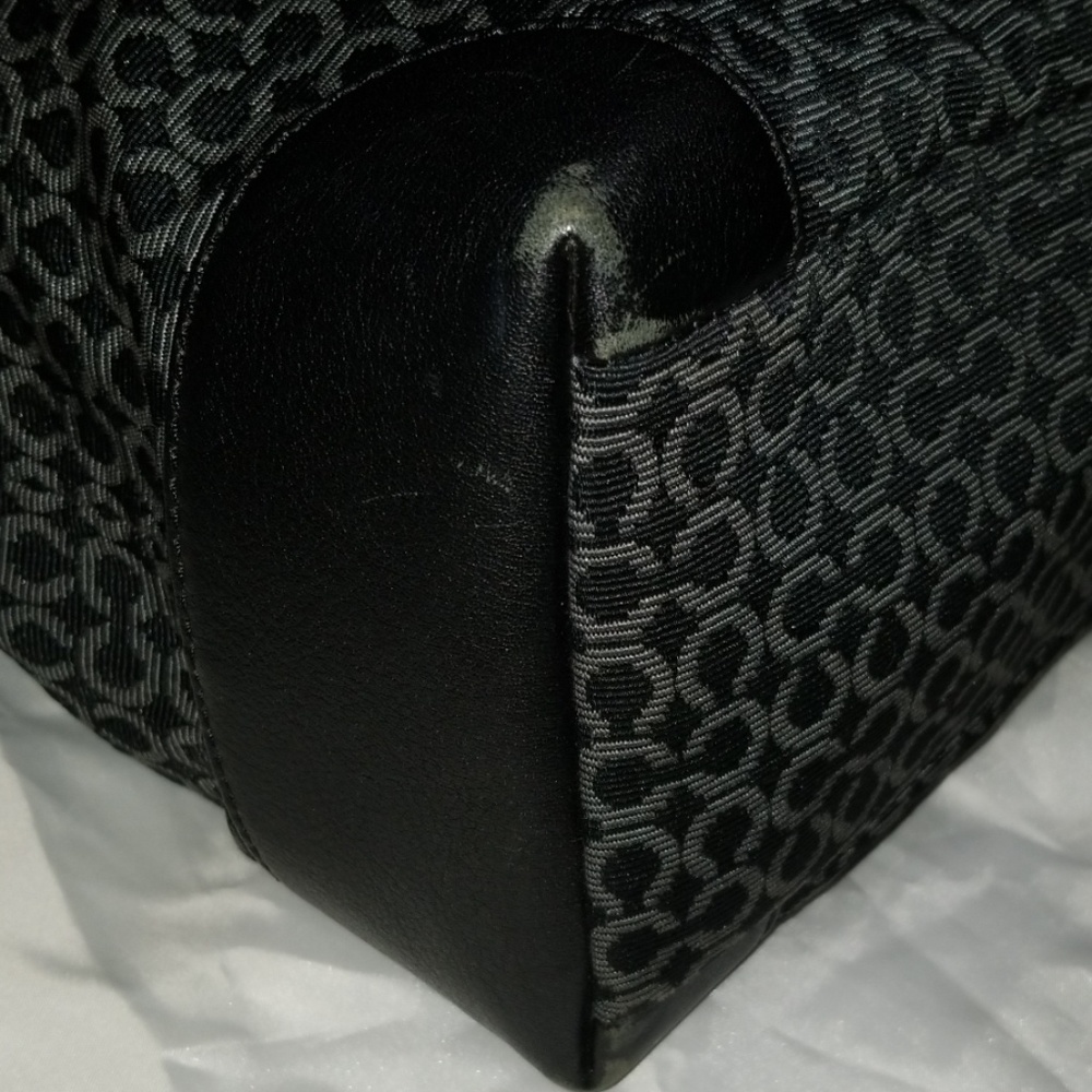 Coach Bag - Picture 3 of 8